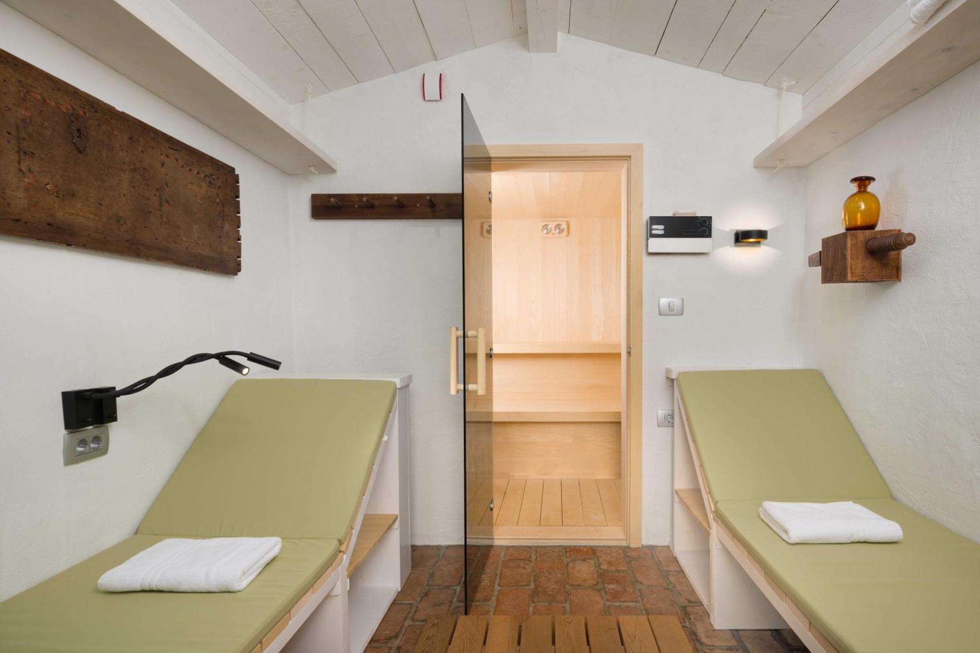 Villa Artes With Free Hot Tub & Sauna Branik Exterior photo